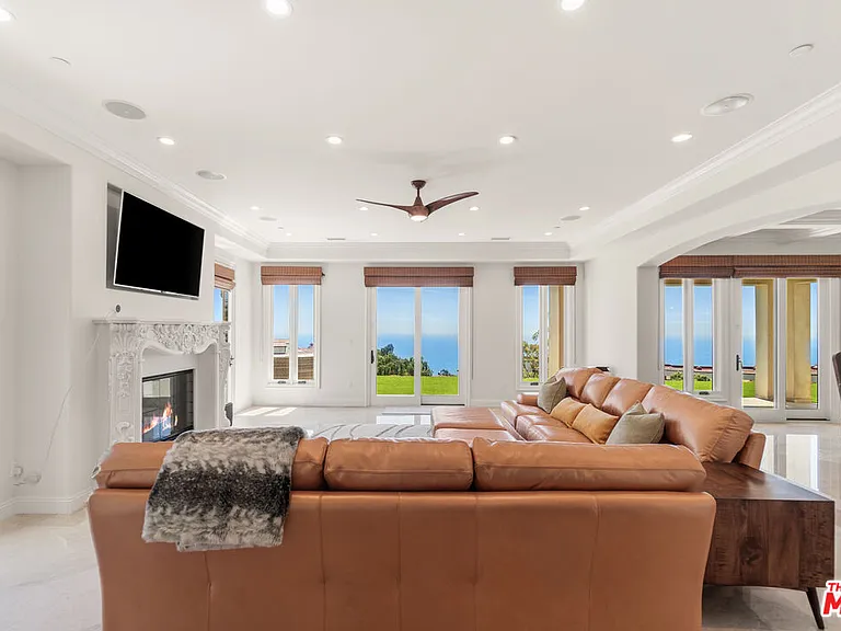 31967 Emerald View Dr — Photo 17
