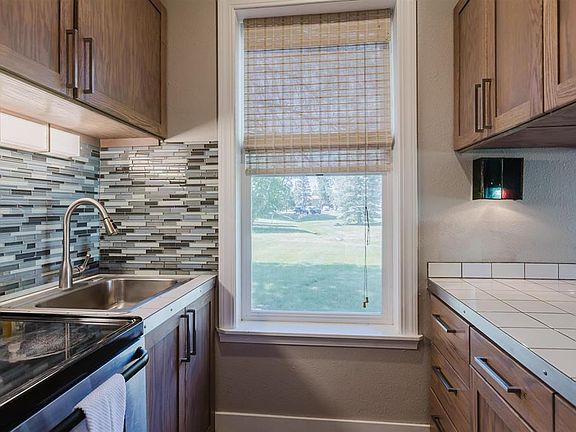 2nd image of 102 Valley View Drive #3165