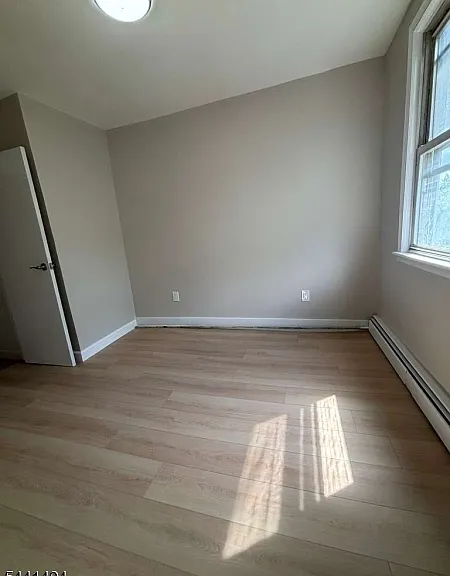 22 Somme St — Photo 3
