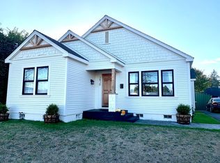 3410 F St, Eureka, CA 95503