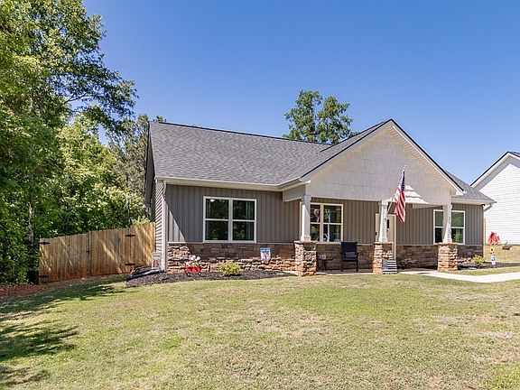 4th image of 178 Nunnally Rd