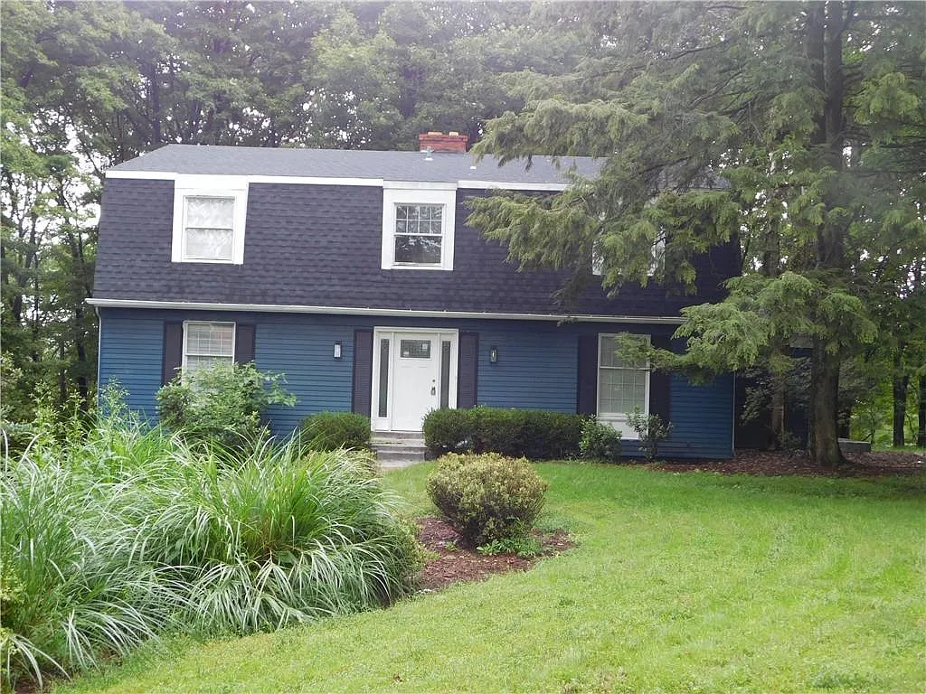 42 Easton Rd photo 1