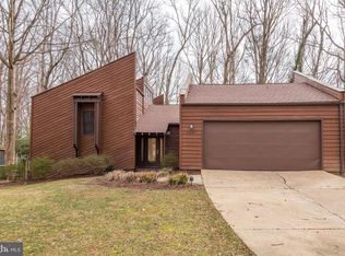 2441 Freetown Dr, Reston, VA 20191