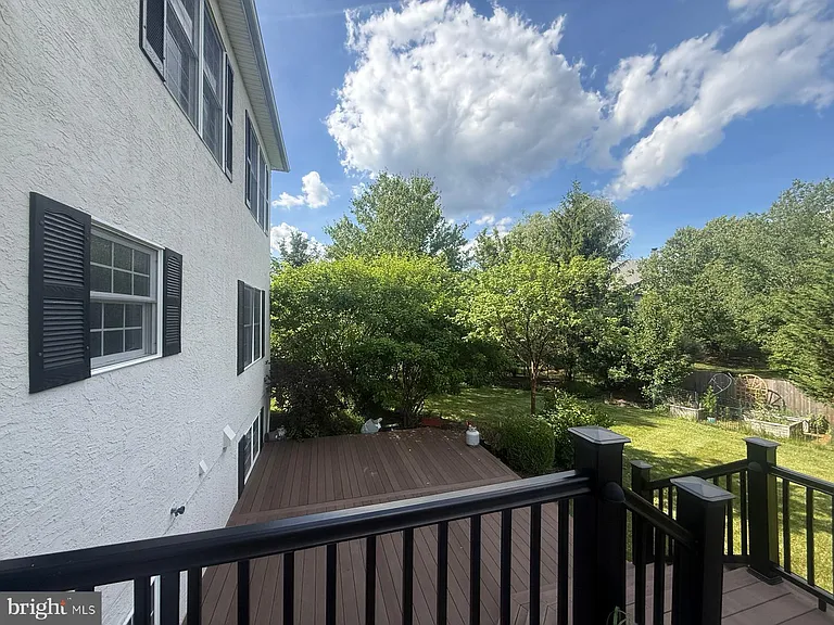 714 Marcus Cir — Photo 24