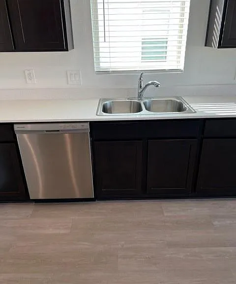 18919 Sorento Bay Ln — Photo 16