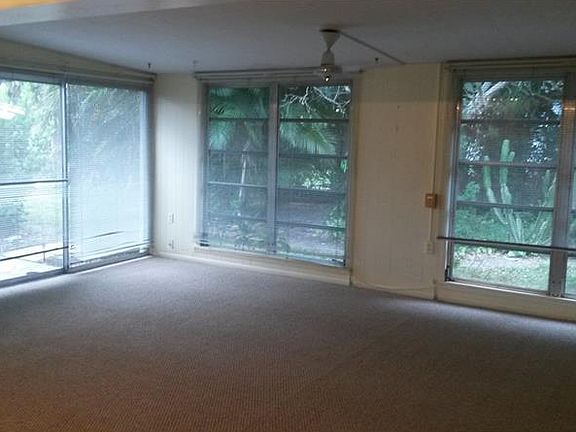 5th image of 3422 Duncan Ave Unit 30