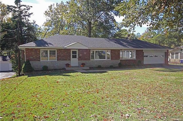 1st image of 530 Franru Ln