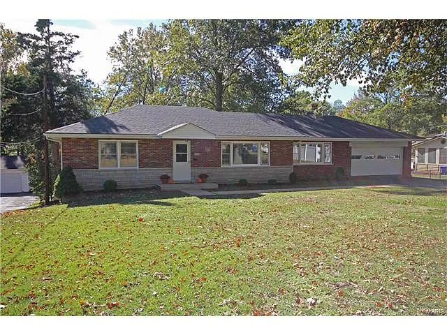 530 Franru Ln photo 1