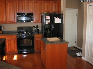 101 Slate Dr, Berea, OH 44017