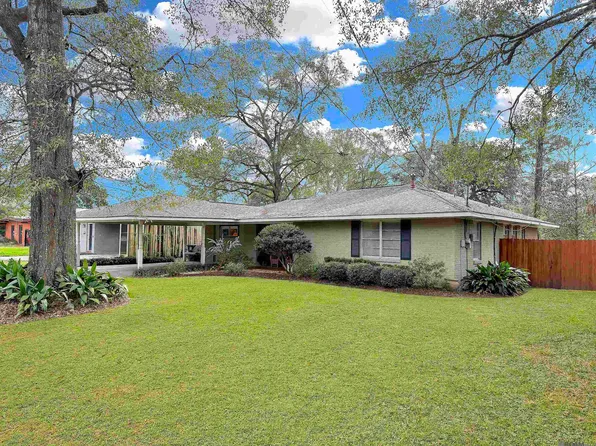 8236 Thurman Dr, Baton Rouge, LA 70806