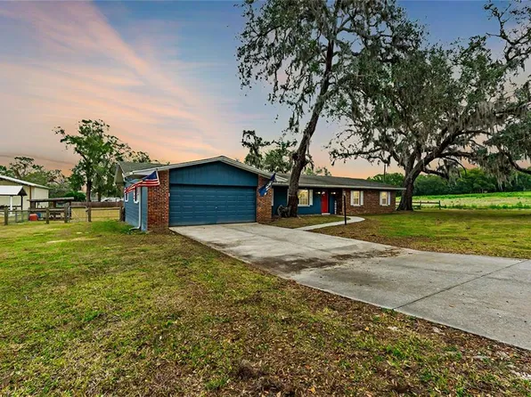 36441 Lake Pasadena Rd, Dade City, FL 33525