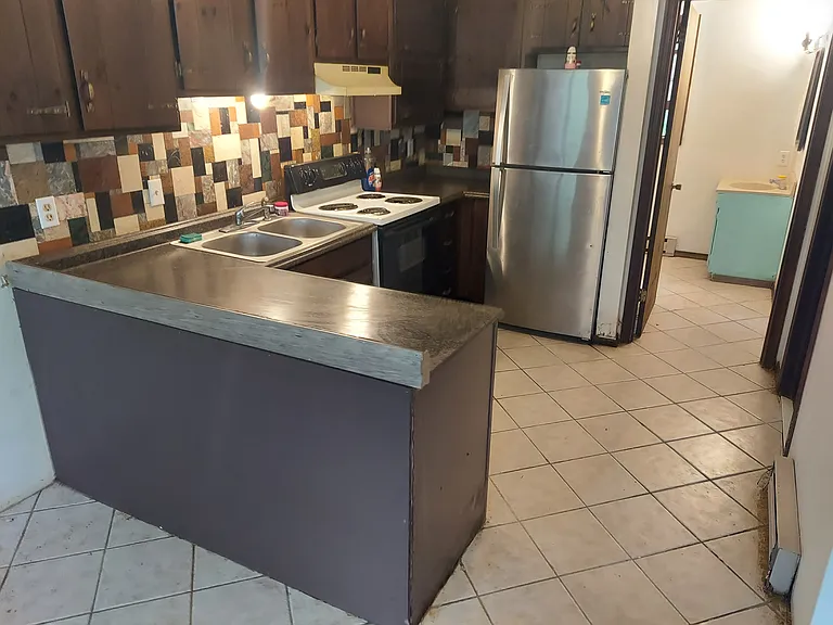 2424 Winding Way — Photo 5