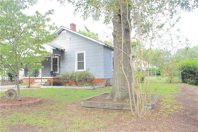 1st image of 520 Evelyn Ave