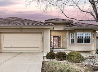 1428 SW Logos Dr, Lees Summit, MO 64081