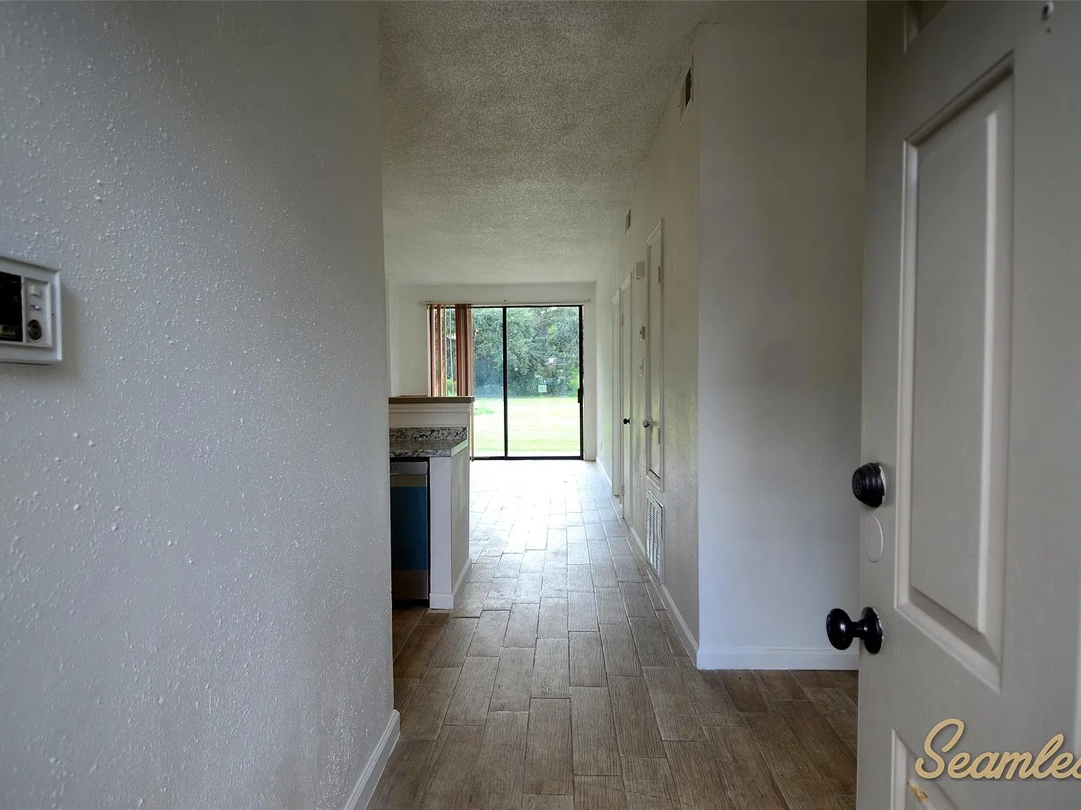 2 bed, 2.0 bath, 1023 sqft, $1,350 — Photo 3