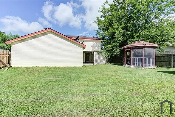 15902 Timber Valley Dr — Photo 20