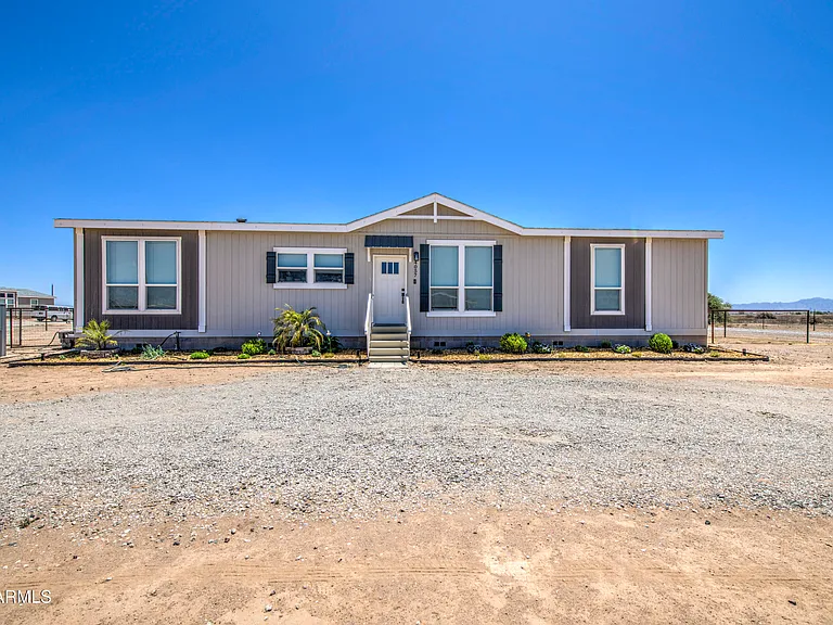 4057 N Solar St — Photo 9