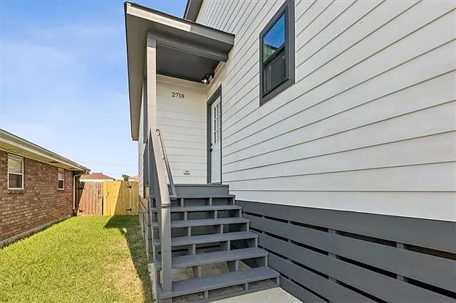 4 bed, 2.5 bath, 1561 sqft, $2,800 — Photo 3