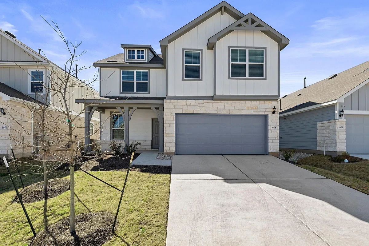 Building Photo - 1605 Holly Lake Dr