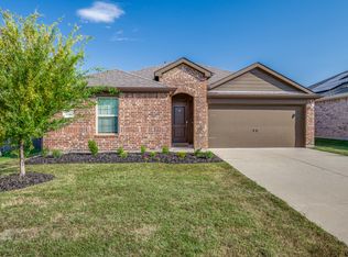 713 Fueller Dr, Aubrey, TX 76227