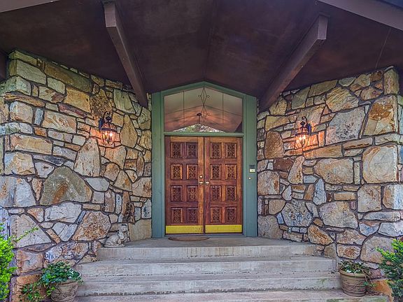 5th image of 3532 Celtic Ct