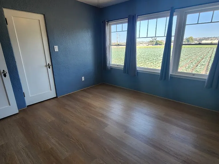 659 Valley Rd — Photo 23