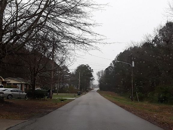 4th image of 1260 Wildwood Dr