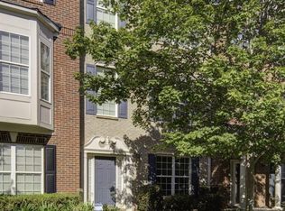 609 Pecan Knoll Dr, Marietta, GA 30008