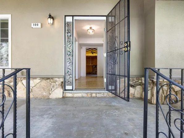 100 Hilton St, Madera, CA 93637