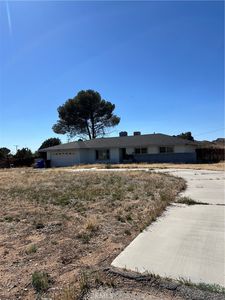 14376 Flathead Rd, Apple Valley, CA, 92307