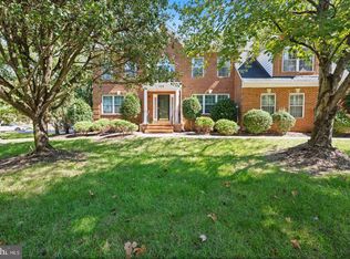 103 Cross Foxes Dr, Fort Washington, MD 20744