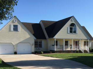 5911 Killens Pond Rd, Felton, DE 19943