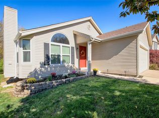 1522 Brittany Cv, Saint Charles, MO