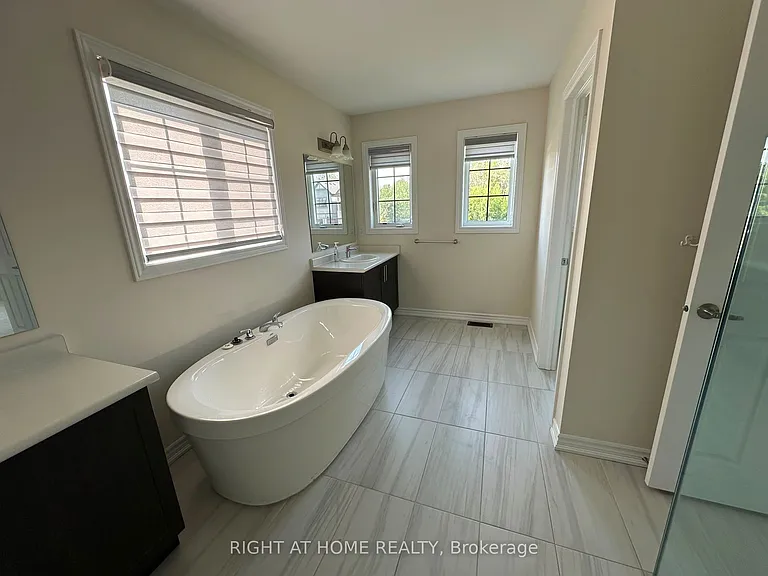 2 Bruce Cameron Dr — Photo 13