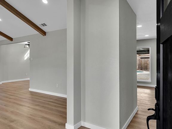 3rd image of 6826 Lumberdale Circle