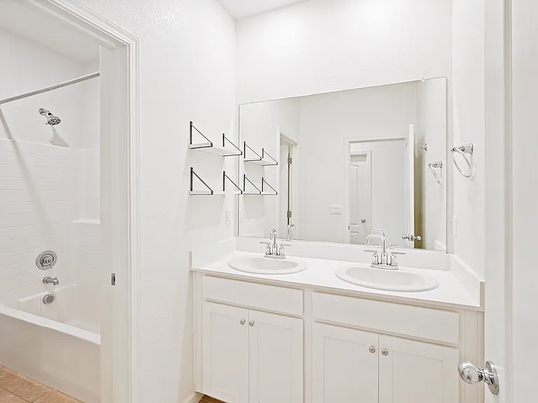 467 Yarrow Dr — Photo 28