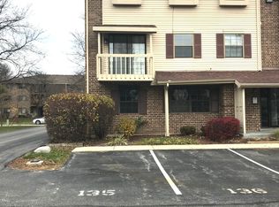 1504 W Jefferson Ave UNIT D, Naperville, IL 60540