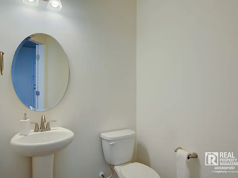 104 Elliot Creek Ln — Photo 27