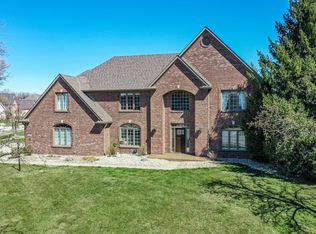 10458 Madison Brooks Dr, Fishers, IN 46040