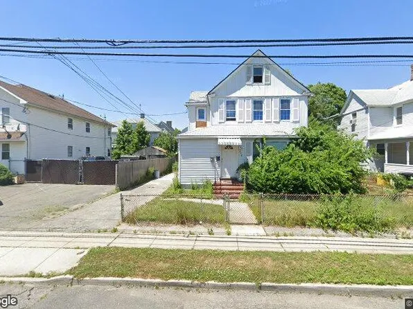 452 5th Ave, Cedarhurst, NY