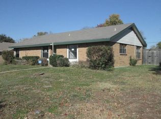 1025 Barclay Dr, Mesquite, TX 75149