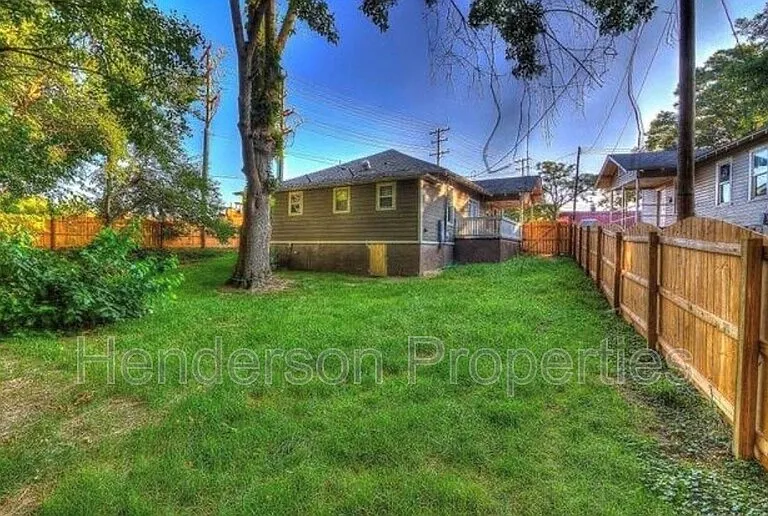 400 Faison Ave — Photo 15