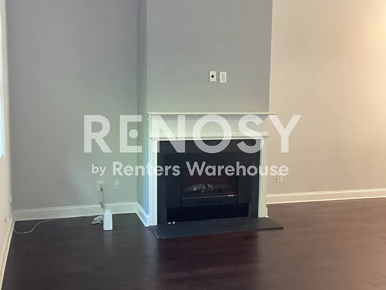 2422 Tenor Ln — Photo 32