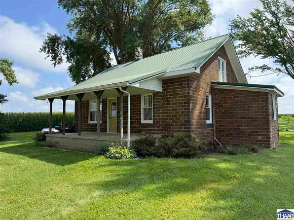 1915 S County Road 100 E, Center Pt, IN 47840