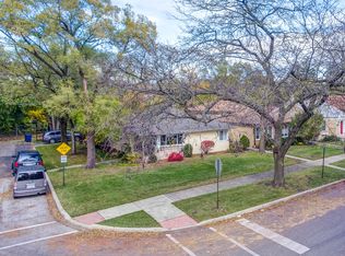 1427 Brummel St, Evanston, IL 60202