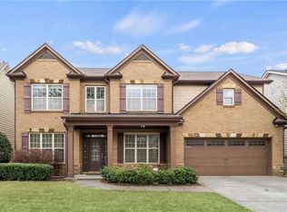 1015 Crescent Ridge Dr, Buford, GA 30518