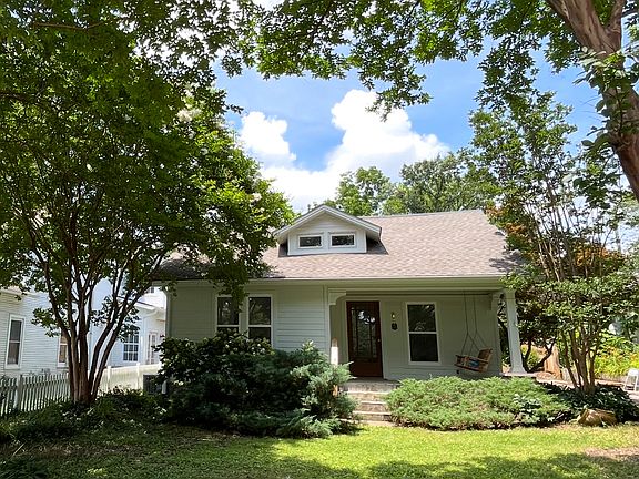 4th image of 4608 Dakota Ave