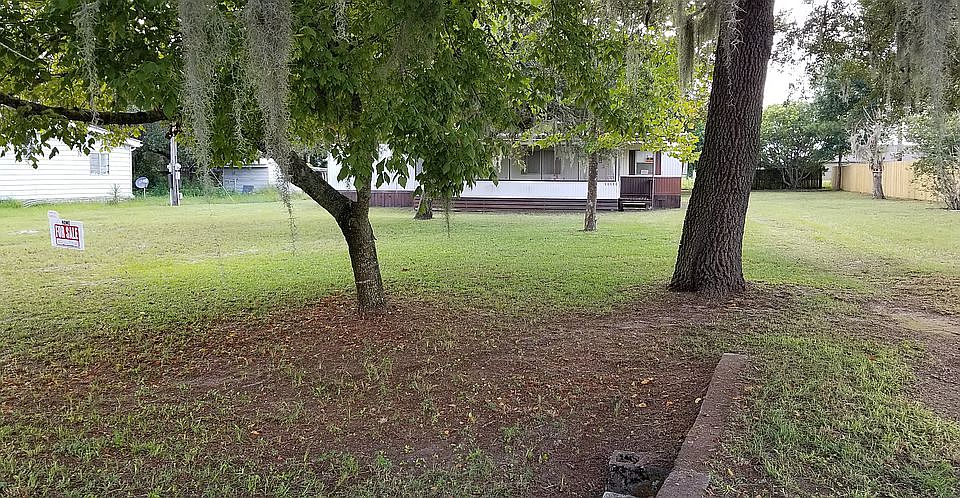 1st image of 35846 Shelley Dr