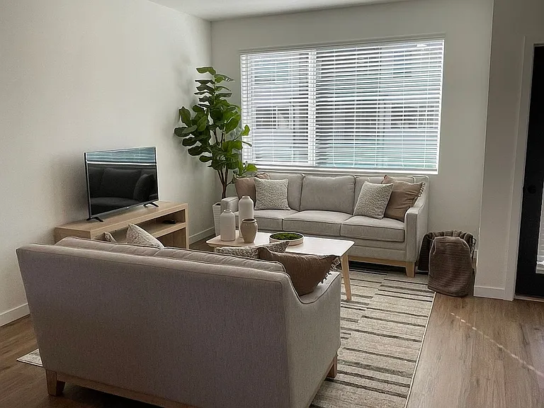 The Woodlands Townhomes — Photo 11