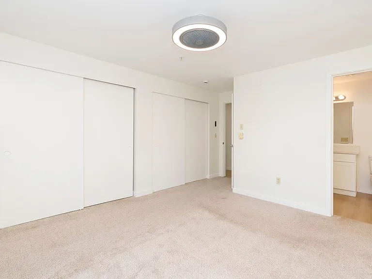 Nordhaven Apartments — Photo 21
